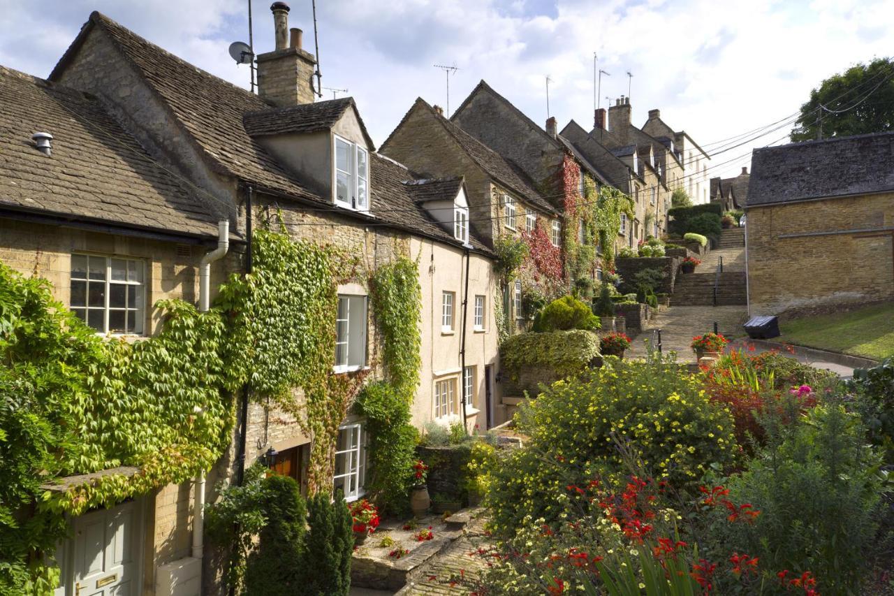 Heart Of The Village Cotswold Cottage In Crudwell. Esterno foto